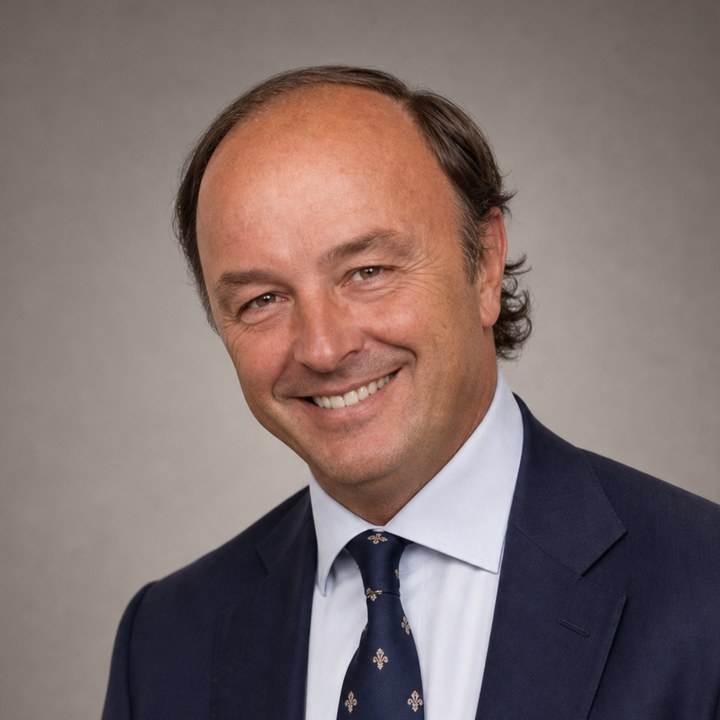 Simon Piggott